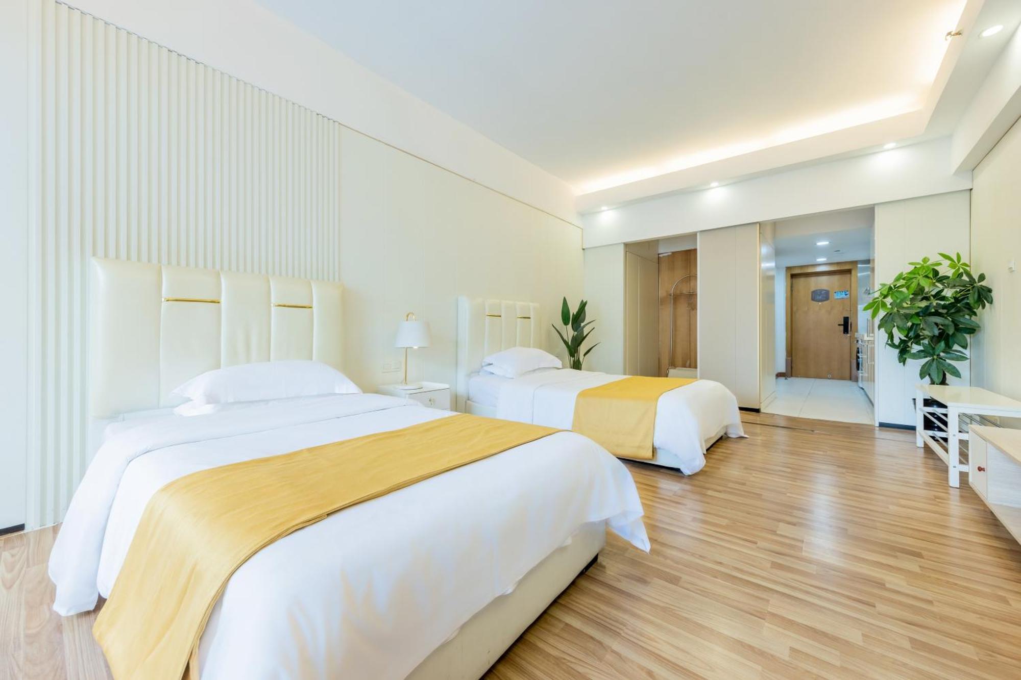 Lavande International Aparthotel Us Consulate General Guangzhou Zhujiang New Town Metro Branch - Free Shuttle Bus To Canton Fair Complex During Canton Fair Period & Free Vpn Internet Access Exterior foto